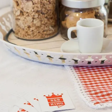 King Bed & Breakfast