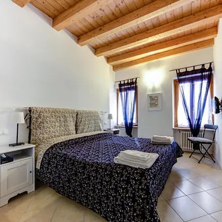 King Bed and Breakfast *