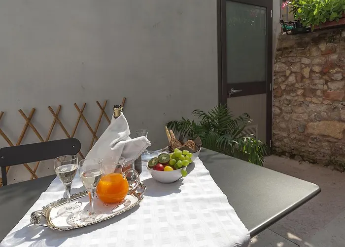 King Bed and Breakfast Βερόνα