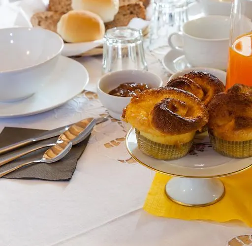 King Bed and Breakfast