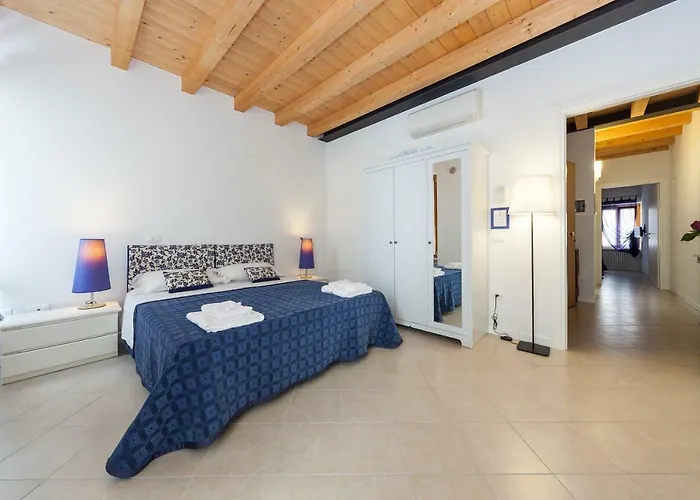 Bed & Breakfast King 3*