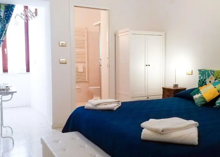 King Bed and Breakfast